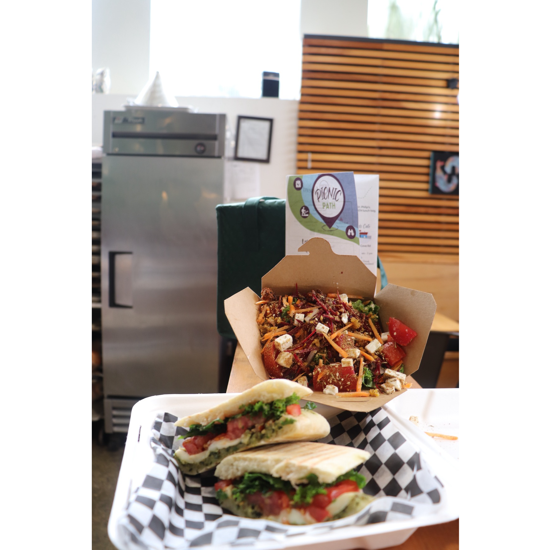 The Grounds Cafe: Picnic Path Special